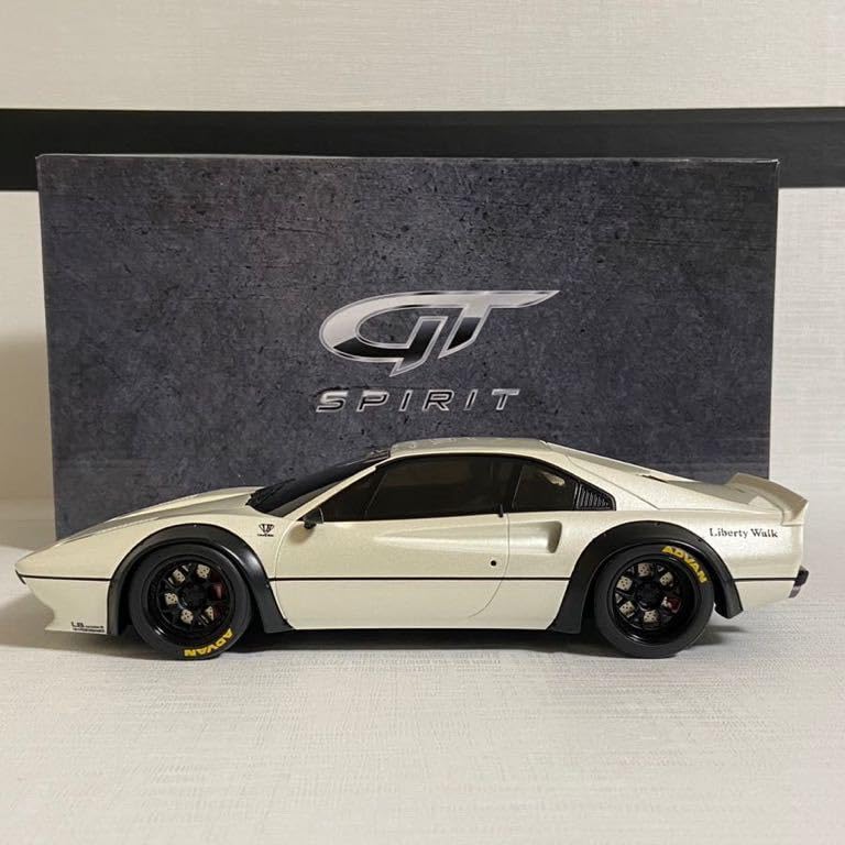 Amazon.co.jp: GT_スピリット／GT_SPIRIT：1/18 フェラーリ 308 LB